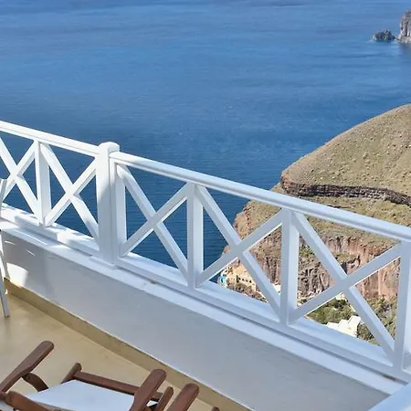 Blue House Fira (Santorini)